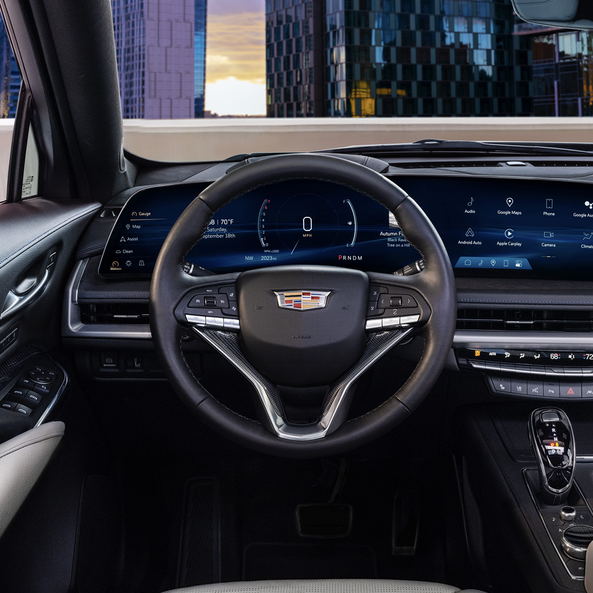 xt4-2025-interior-lg-04